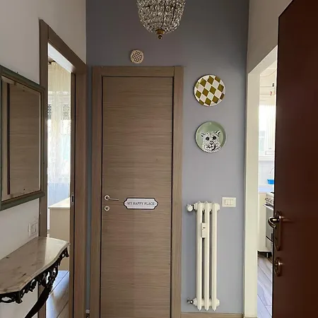 Apartment Casa Dalmazio Milan